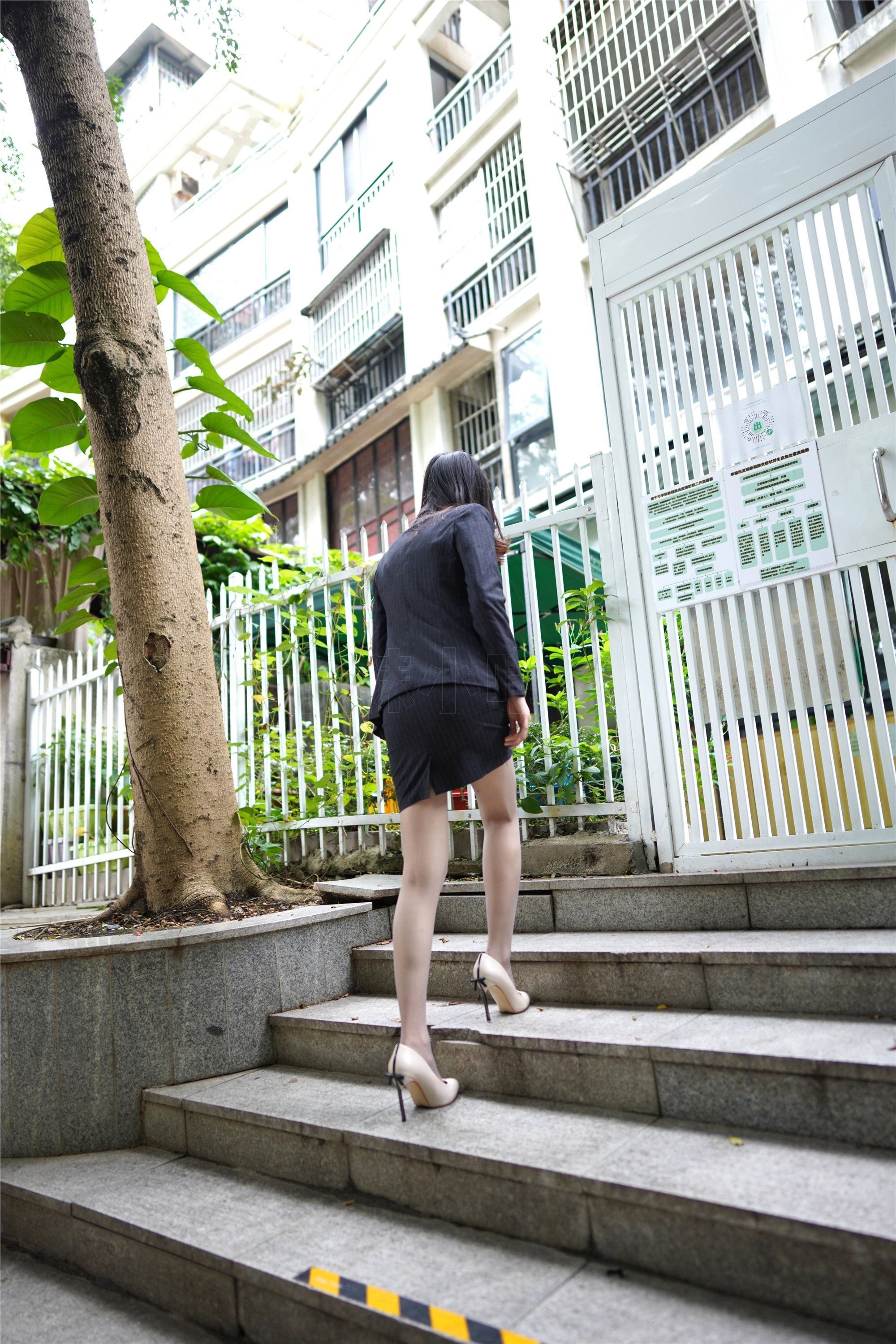 kittyWawa袜小喵  KT240 请保持1米以上距离